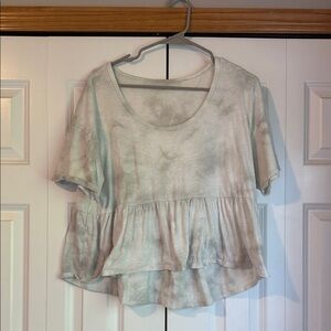 American Eagle Outfitters Gray Ruffle Blouse